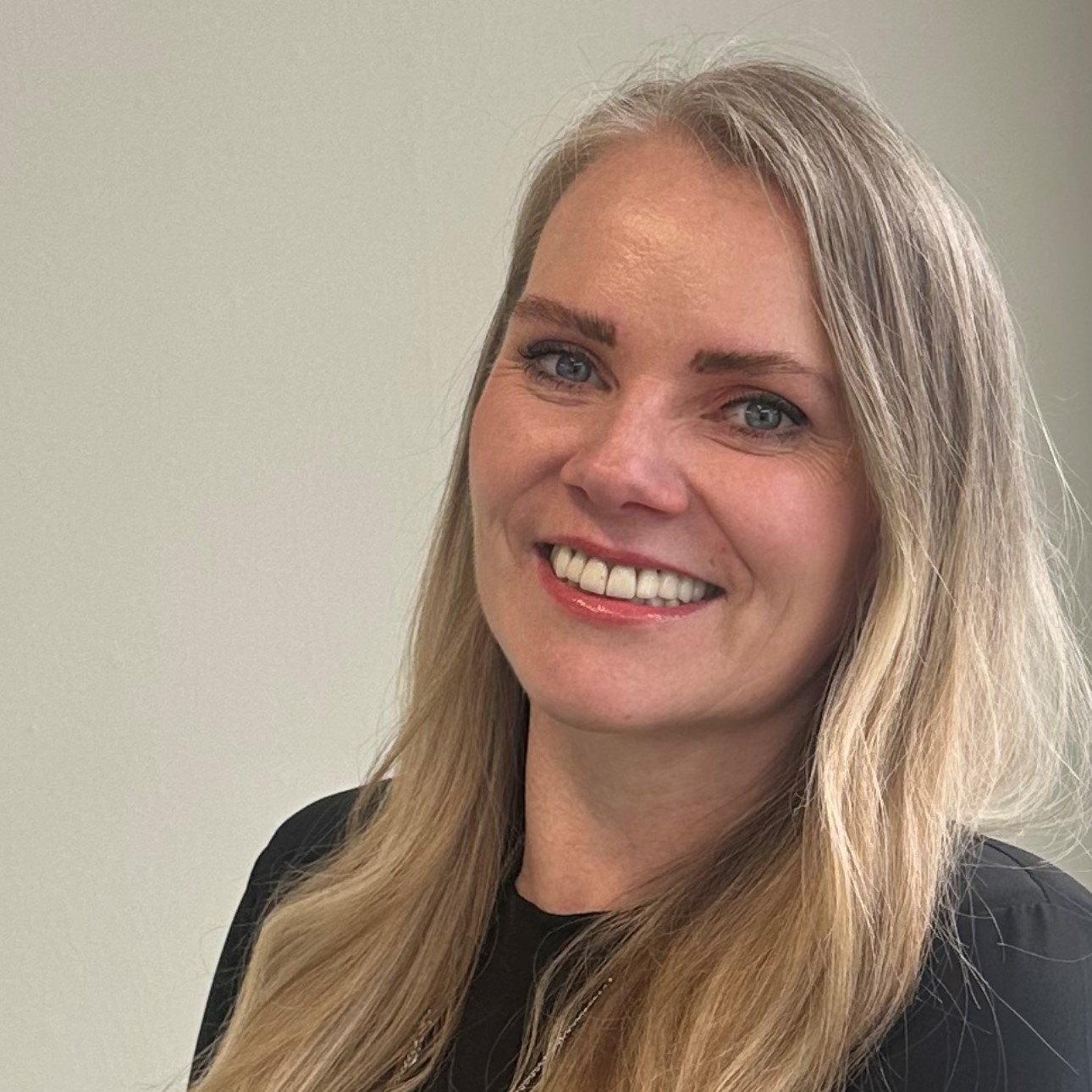 Christina Line
(The Nelson Trust)